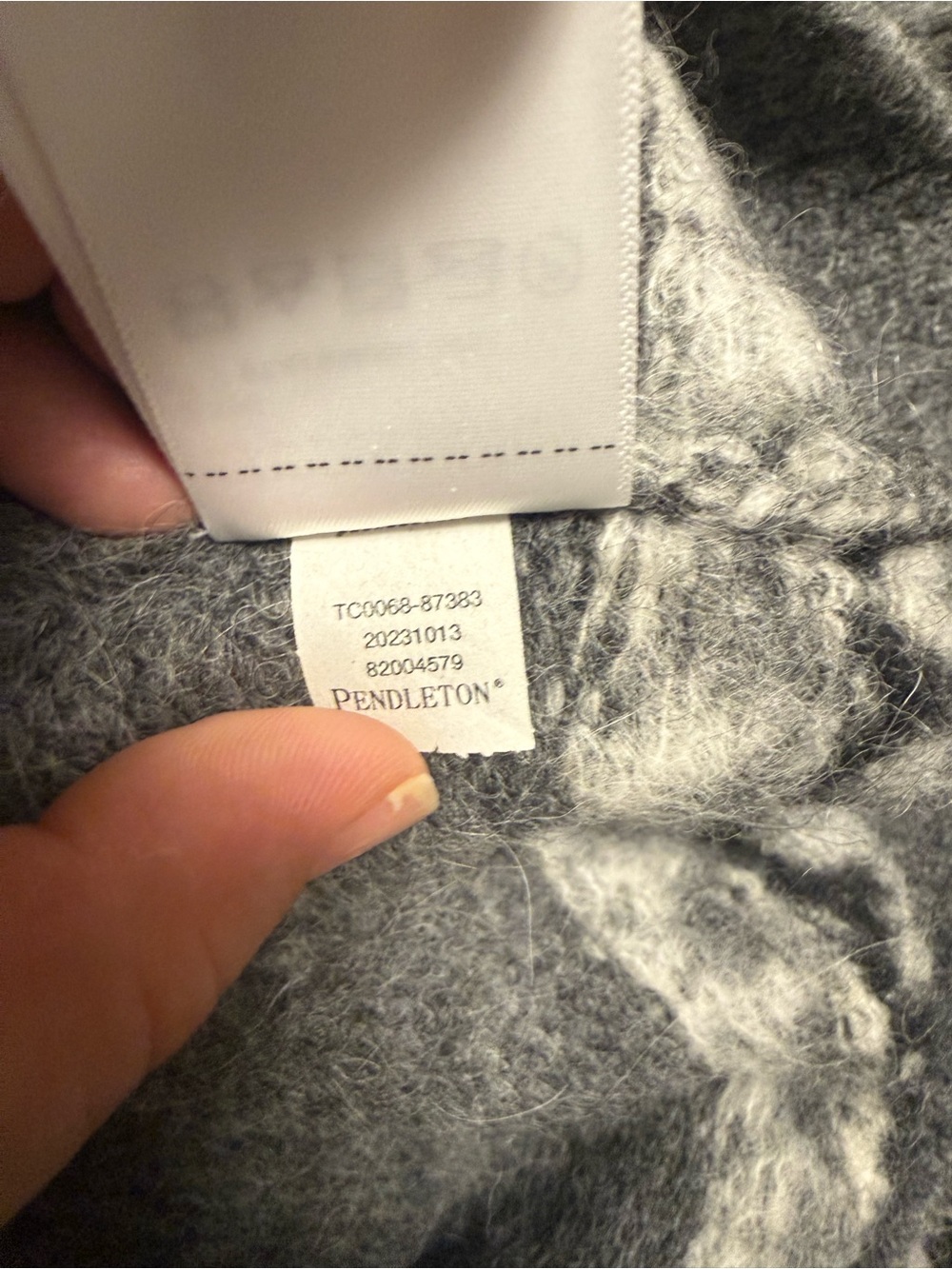 NWOT Pendleton Gray Fair Isle Crewneck Sweater with Cream & Black Accents - Picture 7 of 7